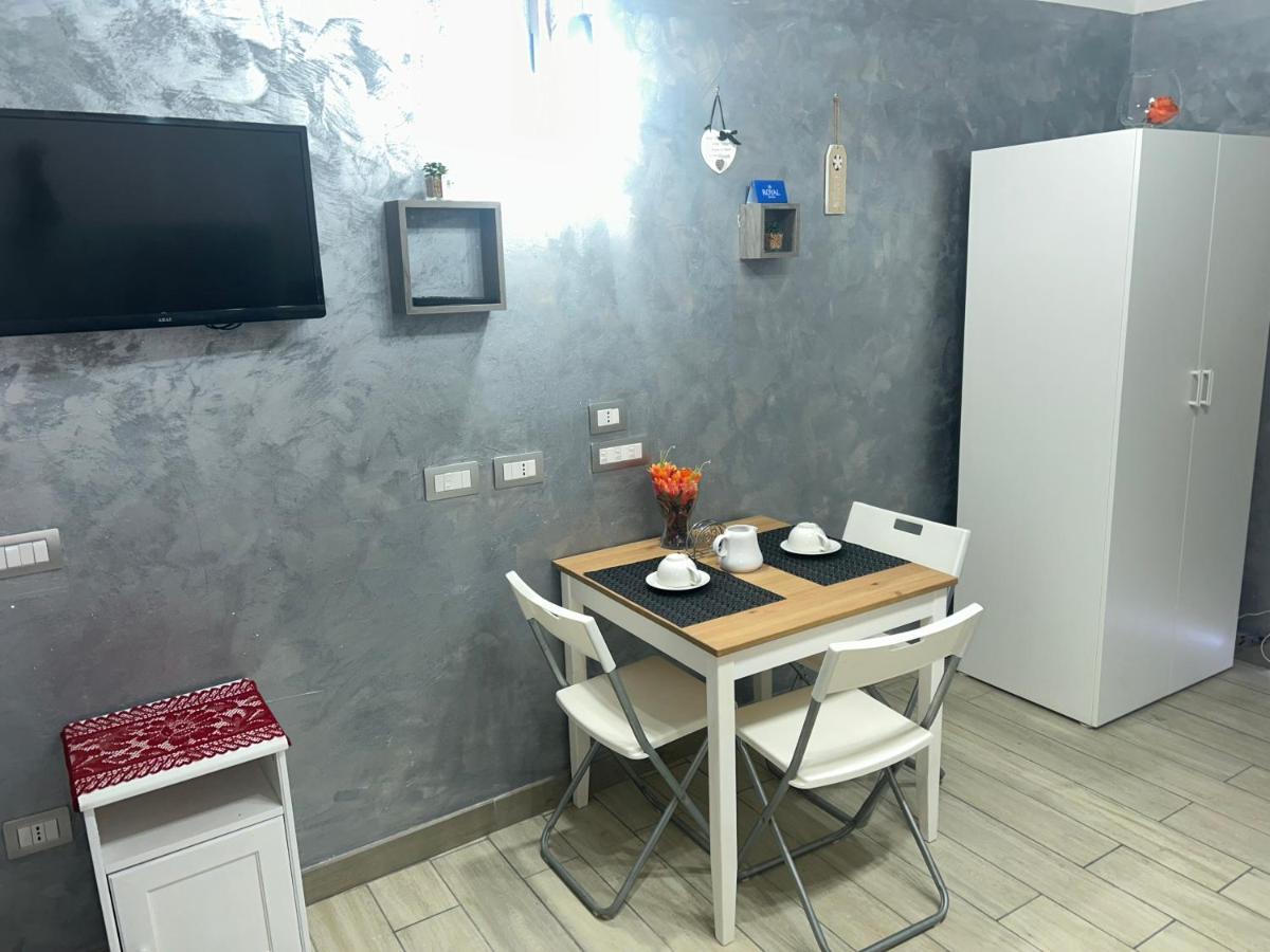 Vico21 Guest House Napoli Esterno foto